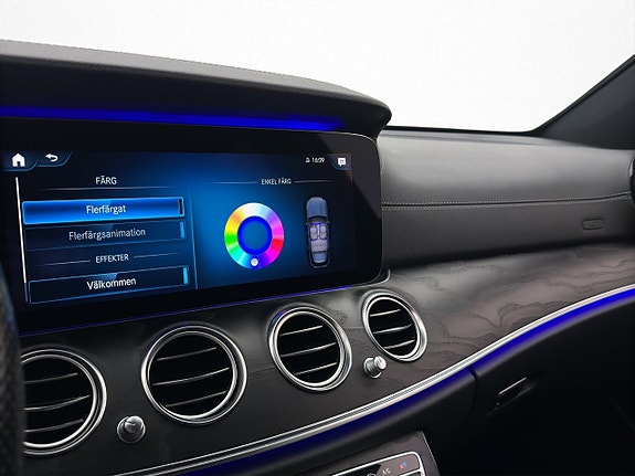 Mercedes-Benz E300 20 of 30