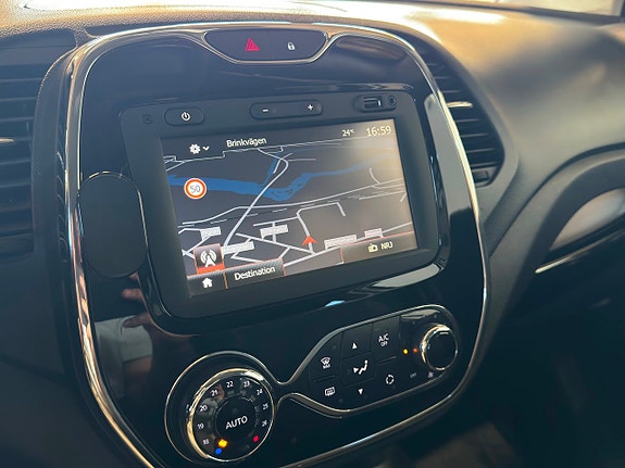 Renault Captur 11 of 17