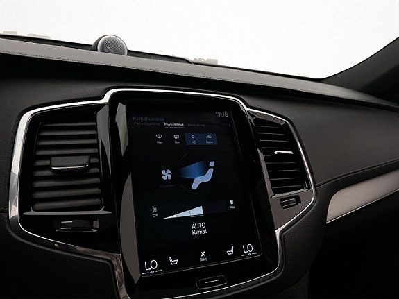 Volvo XC90 20 of 30