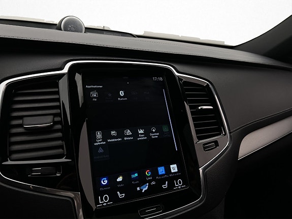Volvo XC90 23 of 30