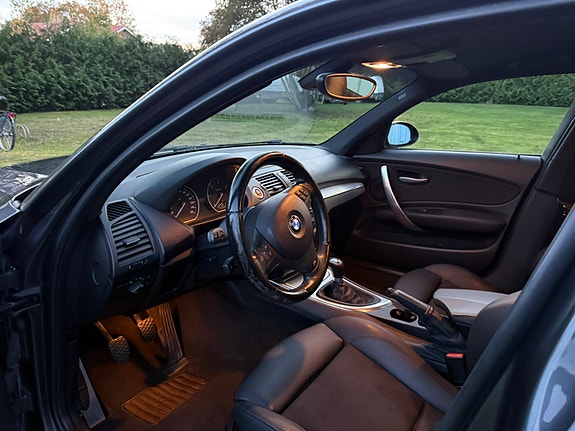 BMW 123d 7 of 10