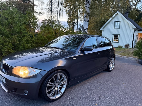 BMW 123d 2 of 10