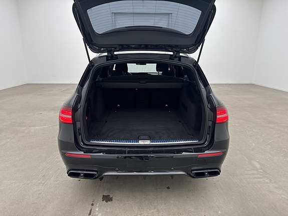 Mercedes-Benz E63 7 of 8