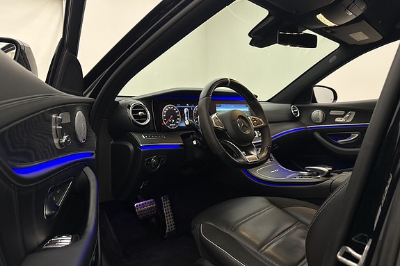 Mercedes-Benz E63 5 of 8
