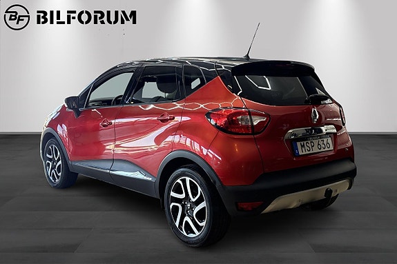 Renault Captur 4 of 16