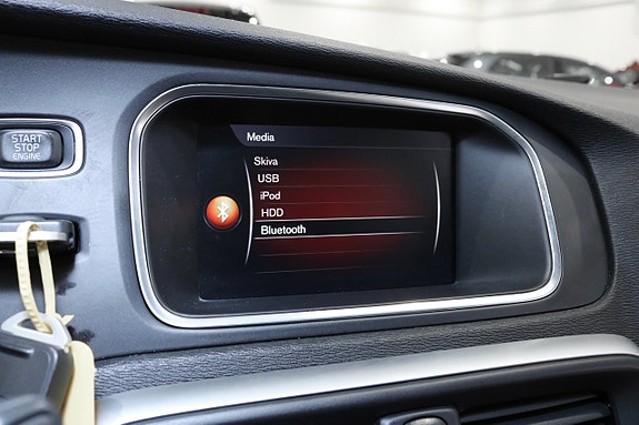Volvo V40 Cross Country 23 of 23