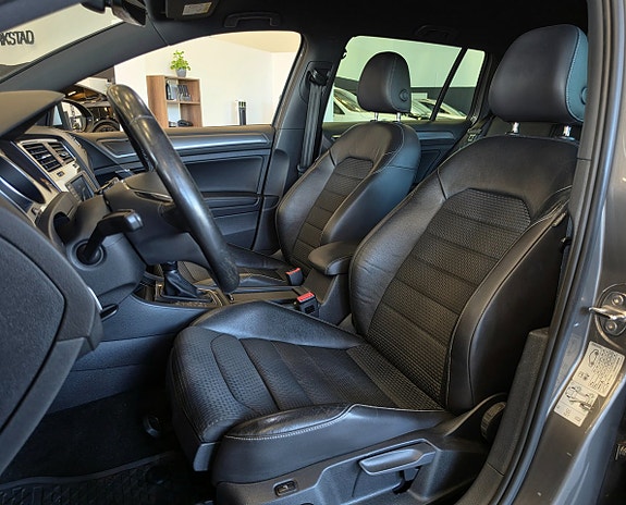 Volkswagen Golf Alltrack 8 of 14