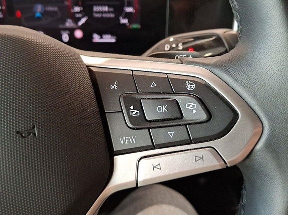 Volkswagen Passat 20 of 23