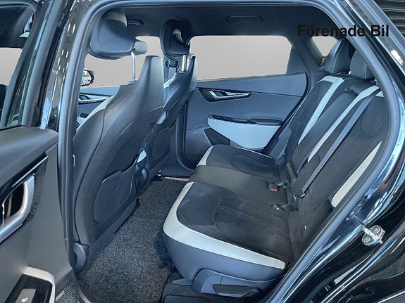 Kia EV6 9 of 16