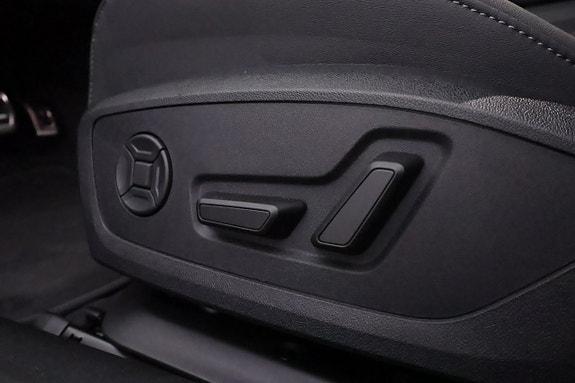 Audi A5 8 of 21