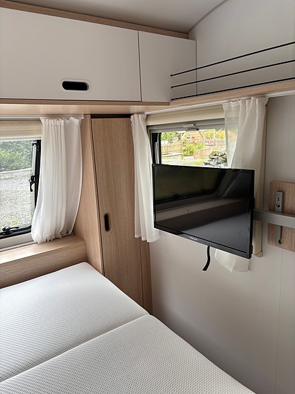 Adria Aviva 563 PT 10 of 18