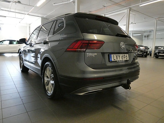 Volkswagen Tiguan Allspace 8 of 24