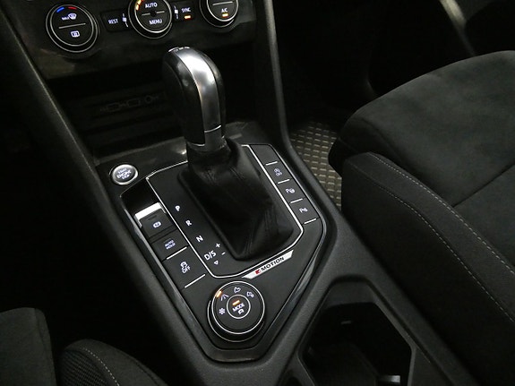 Volkswagen Tiguan Allspace 17 of 24