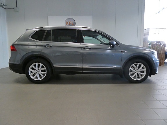 Volkswagen Tiguan Allspace 5 of 24
