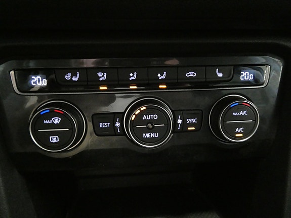 Volkswagen Tiguan Allspace 18 of 24