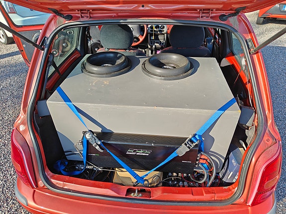 Nissan Micra 7 of 7