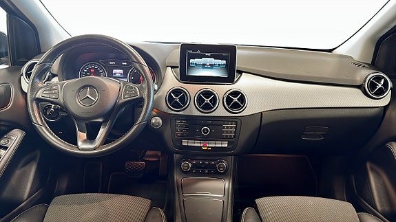 Mercedes-Benz B200 d 4 of 26