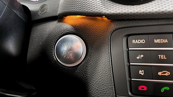 Mercedes-Benz B200 d 18 of 26