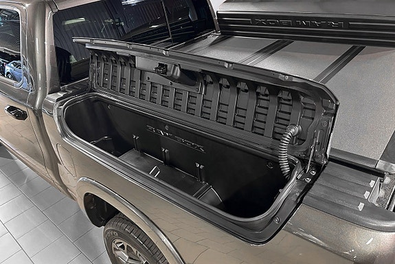 Dodge RAM 1500 9 of 29