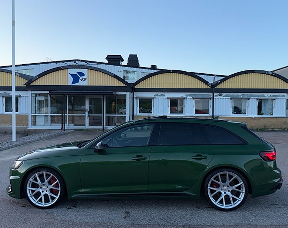 Audi RS4 23 of 28
