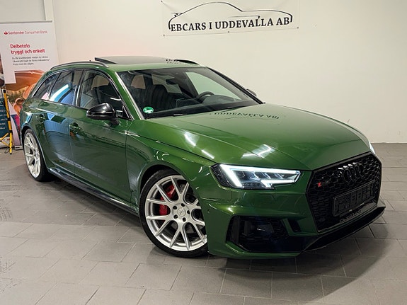 Audi RS4 28 of 28