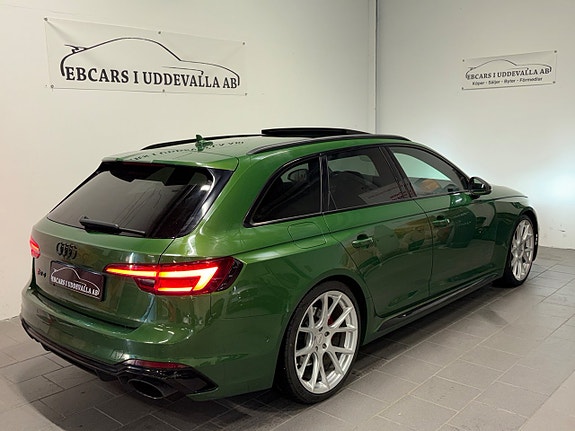 Audi RS4 4 of 28