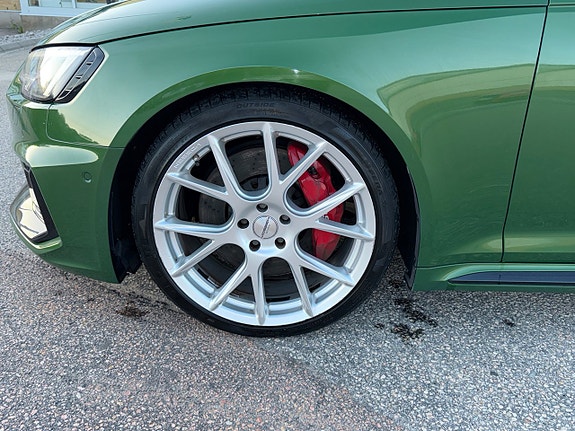 Audi RS4 26 of 28