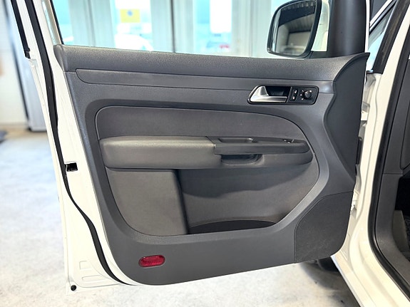 Volkswagen Caddy 14 of 15