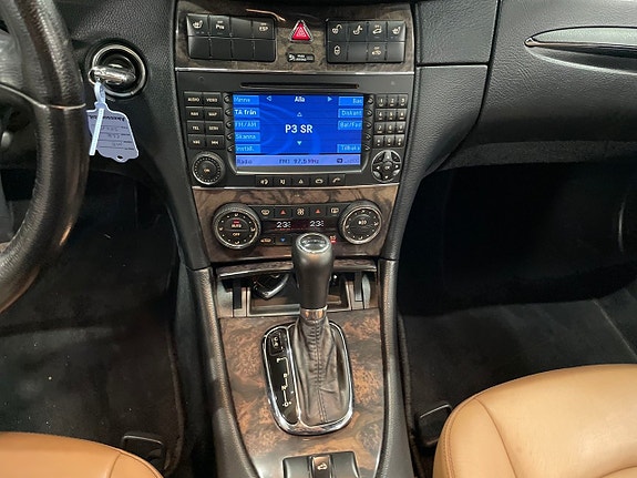 Mercedes-Benz CLK280 7 of 9