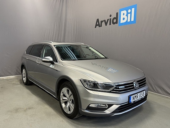 Volkswagen Passat Alltrack 5 of 22