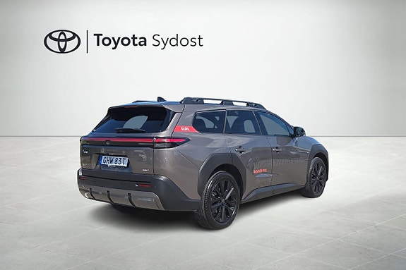 Toyota bZ4X Touring 8 of 21