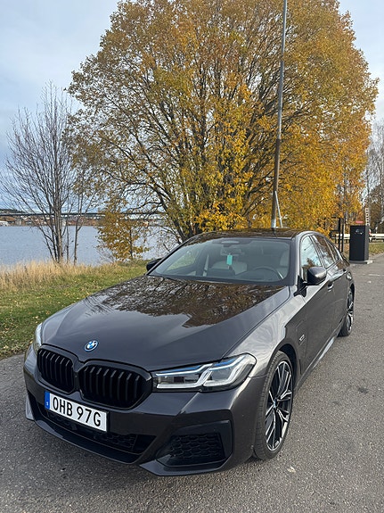 BMW 545e 2 of 10