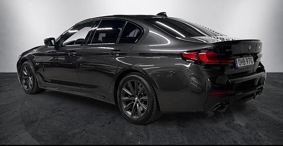 BMW 545e 3 of 10