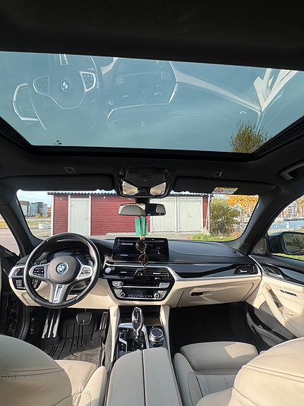 BMW 545e 10 of 10