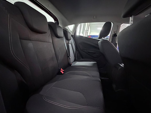 Ford Fiesta 12 of 22