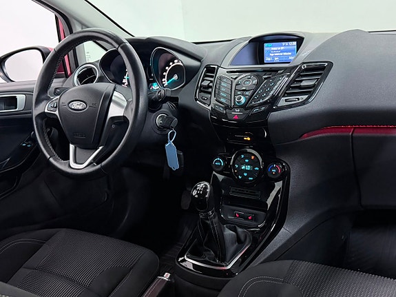Ford Fiesta 21 of 22