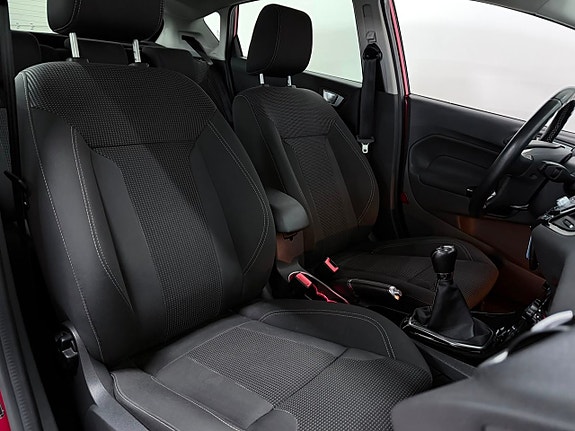 Ford Fiesta 13 of 22