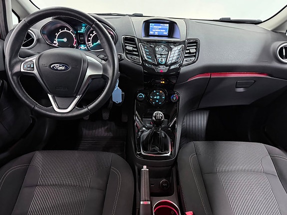 Ford Fiesta 14 of 22