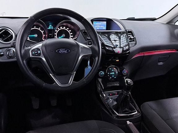 Ford Fiesta 11 of 22