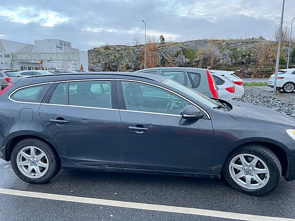 Volvo V60 3 of 9