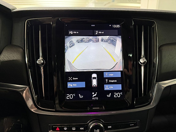 Volvo V90 Cross Country 21 of 29