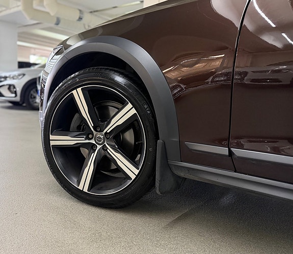Volvo V90 Cross Country 8 of 29