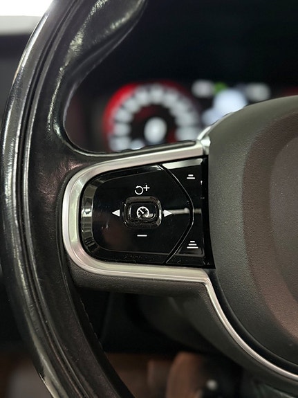 Volvo V90 Cross Country 24 of 29