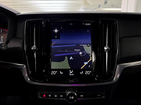Volvo V90 Cross Country 19 of 29