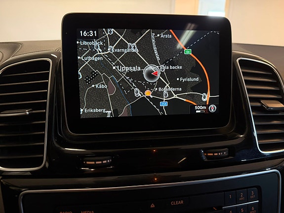 Mercedes-Benz GLE350 d 13 of 23