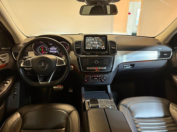 Mercedes-Benz GLE350 d 8 of 23
