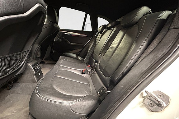 BMW X1 14 of 17