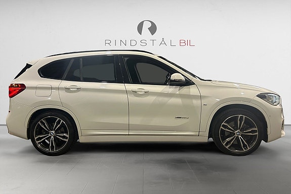 BMW X1 8 of 17