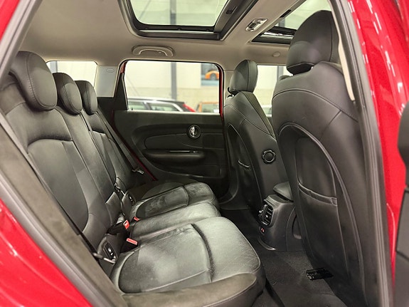 MINI Clubman Cooper 14 of 26