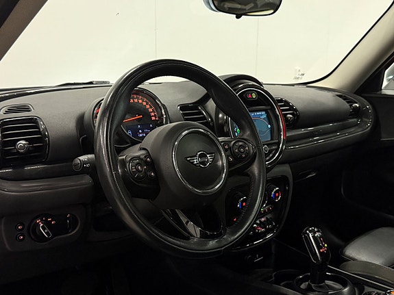 MINI Clubman Cooper 9 of 26